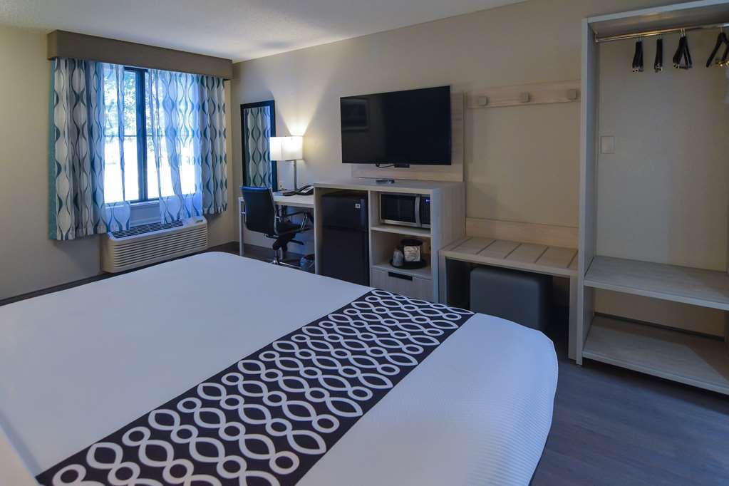 Best Western Plus Lafayette Hotel University Area Quarto foto