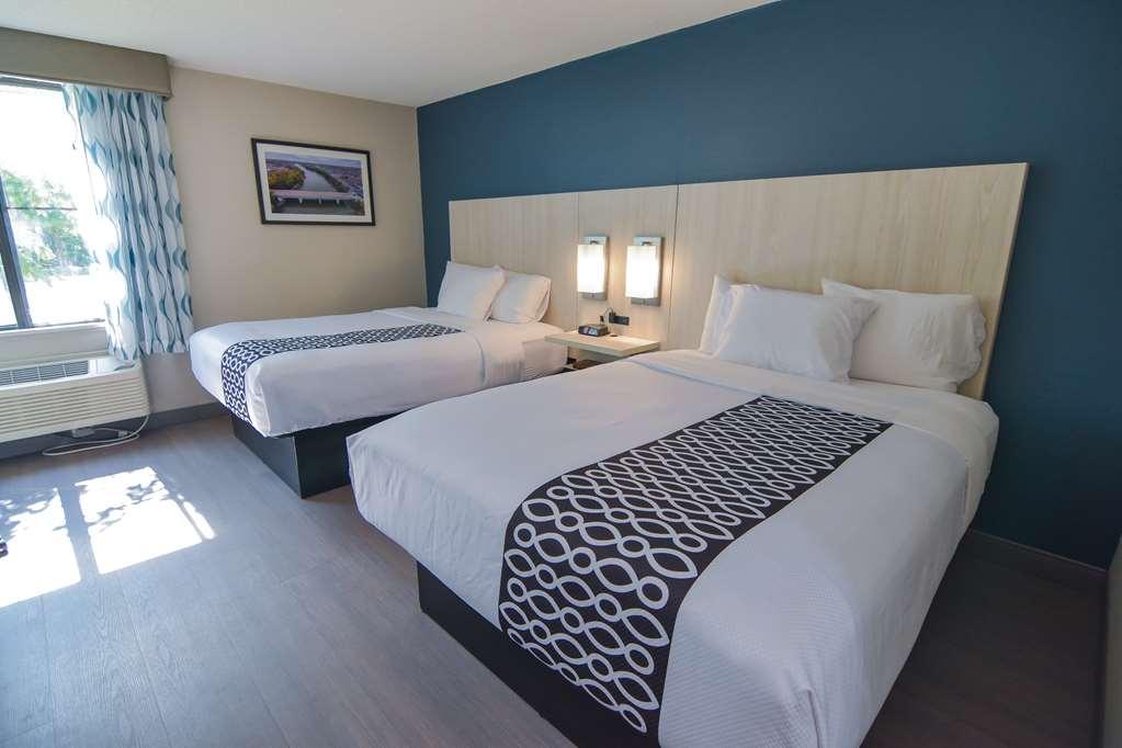 Best Western Plus Lafayette Hotel University Area Quarto foto