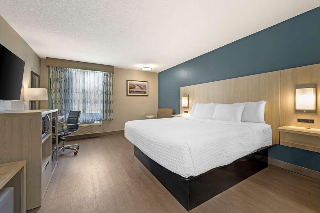 Best Western Plus Lafayette Hotel University Area Quarto foto