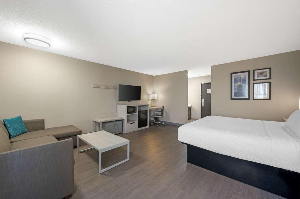 Best Western Plus Lafayette Hotel University Area Quarto foto