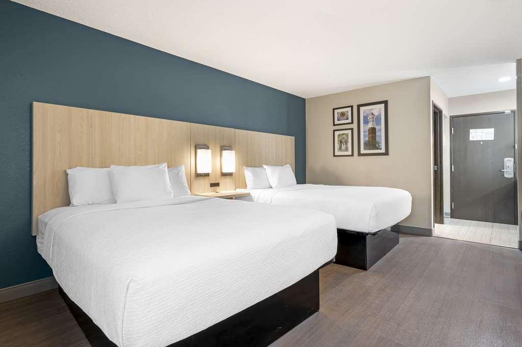 Best Western Plus Lafayette Hotel University Area Quarto foto