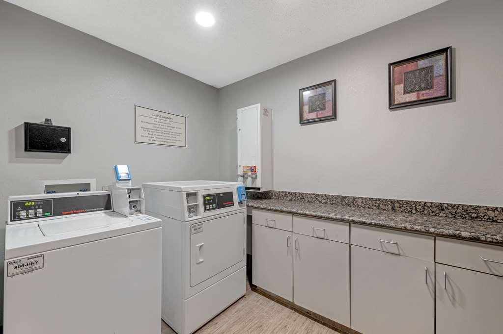 Best Western Plus Lafayette Hotel University Area Facilidades foto
